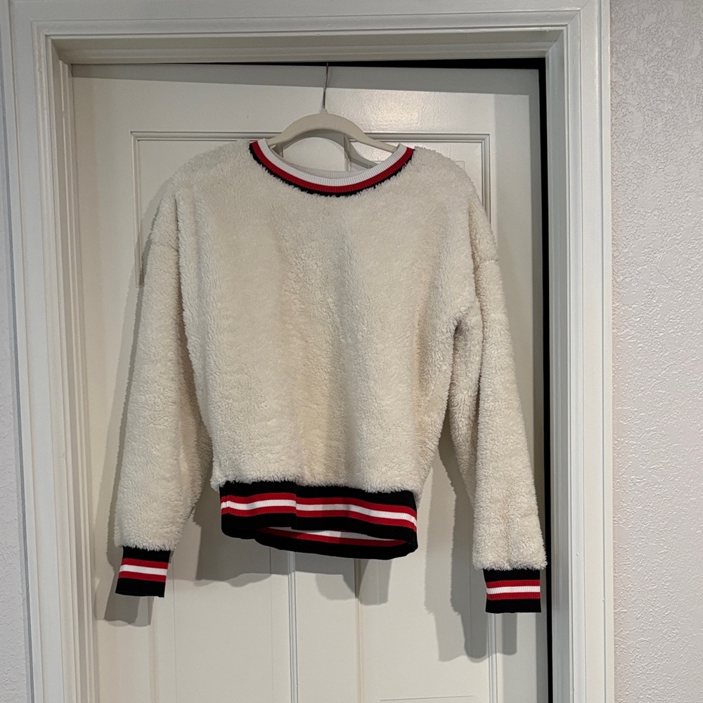 Evereve Cream Fleece Sweater with Red and Black Trim